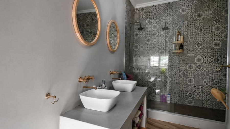3 Bedroom Property for Sale in Safari Gardens North West